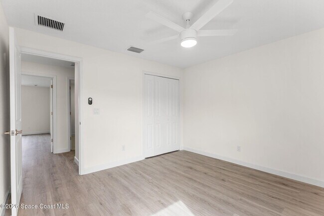 Building Photo - 197 Dayton Blvd