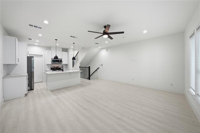 Building Photo - 7207 Mohawk Dr