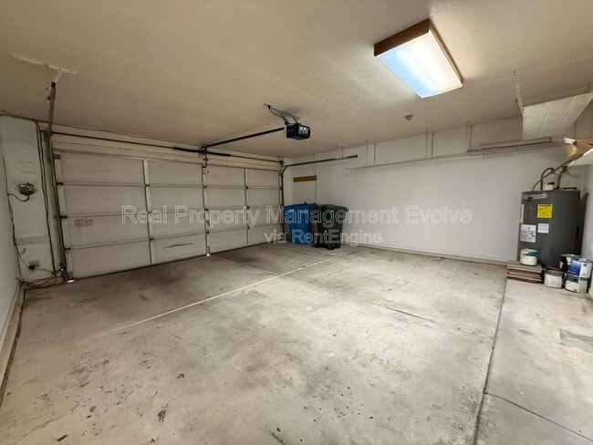 Building Photo - 4260 E Rosemonte Dr