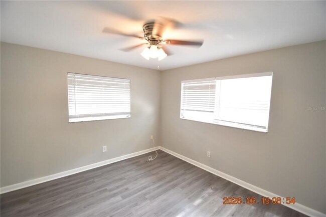 Building Photo - 3273 Harbor Lake Dr
