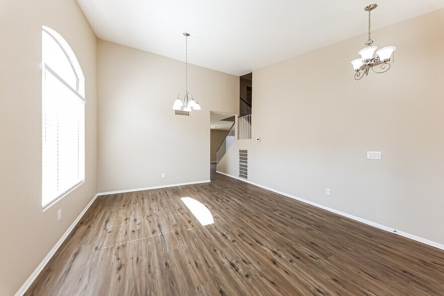 Building Photo - 12429 W Montebello Ave