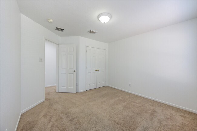 Building Photo - 24626 Cornell Park Ln