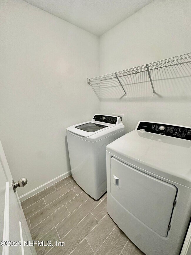 Building Photo - 313 Belfort Ct