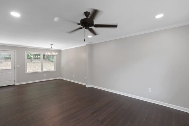 Building Photo - 5113 Crowley Dr