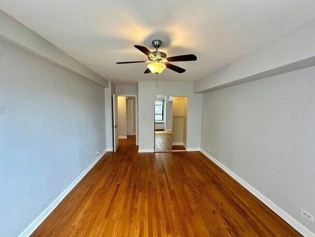 Building Photo - 4180.5 N Marine Dr