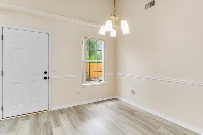 Building Photo - Welcome to this radiant and exquisite home, perfectly situated in a central location!