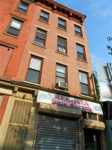Building Photo - 538 Jersey Ave