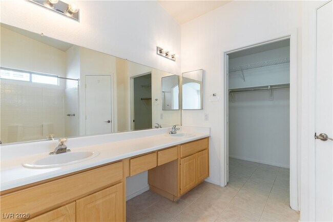 Building Photo - 1153 Elam St