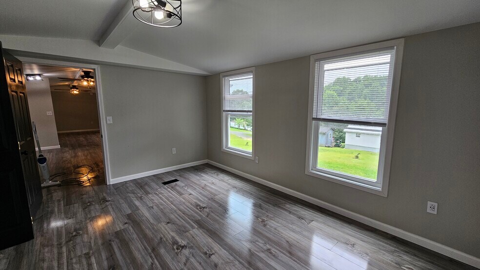 Master Bedroom 3 - 139 Ashley Ln