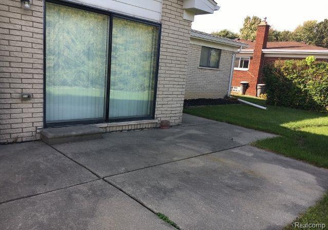 Building Photo - 34660 MacDonald Dr