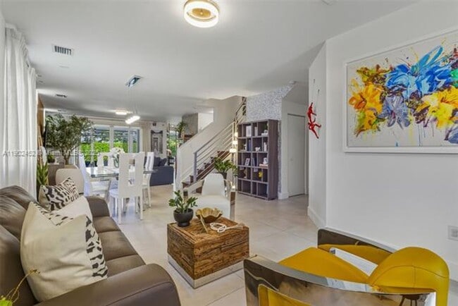 Building Photo - 10359 NW 67th Terrace