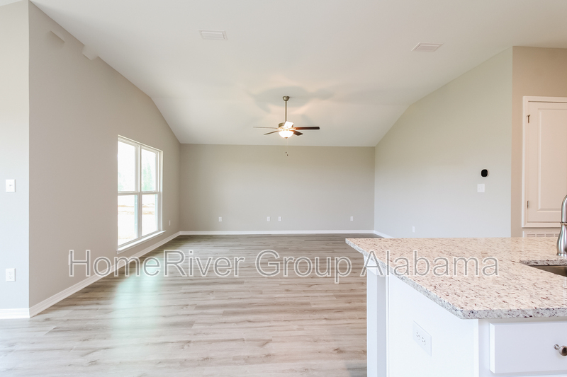 Building Photo - 1162 Hayward Lp