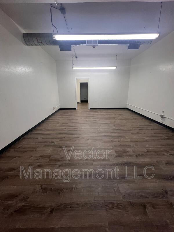 Building Photo - 1158 Dixwell Ave