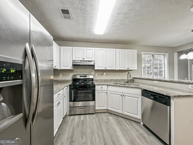 Building Photo - 6975 Old Bethsaida Way