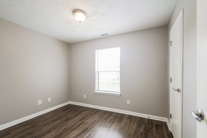 Building Photo - 11318 Kristen Ln