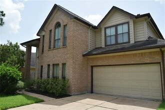 Building Photo - 4718 Sunshine Dr