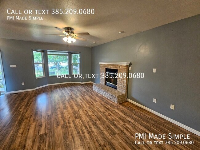Building Photo - 242 S 400 E