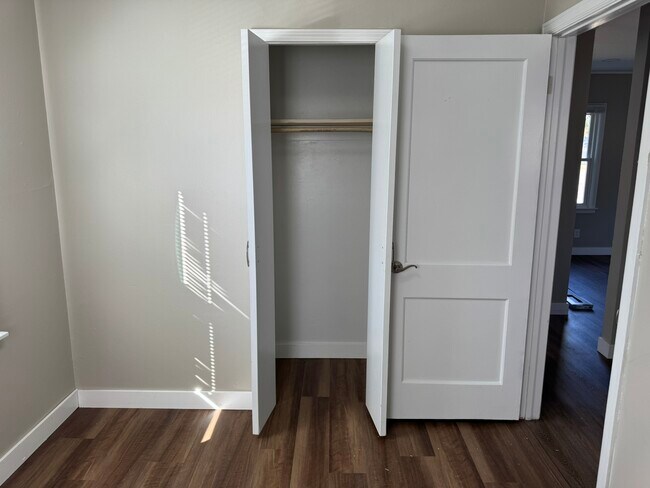 Building Photo - 3803 Pearl Ave