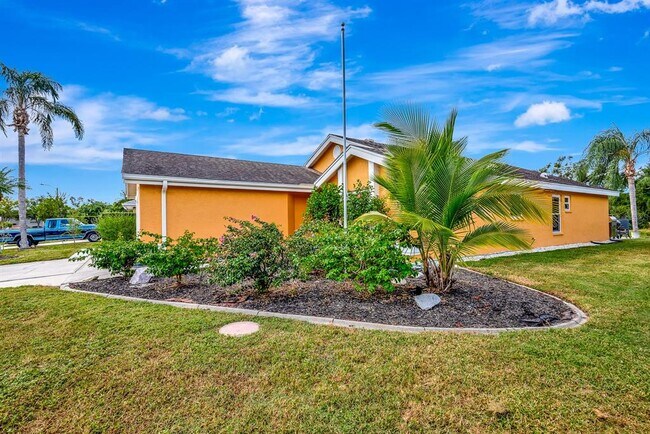 Building Photo - 5304 72nd St E