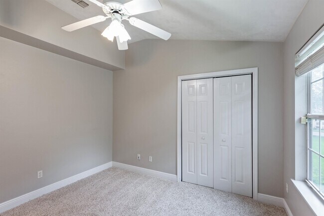 Building Photo - 7103 Shady Grove Way