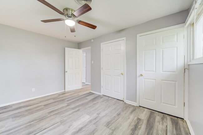 Building Photo - 6837 St Olaf Dr