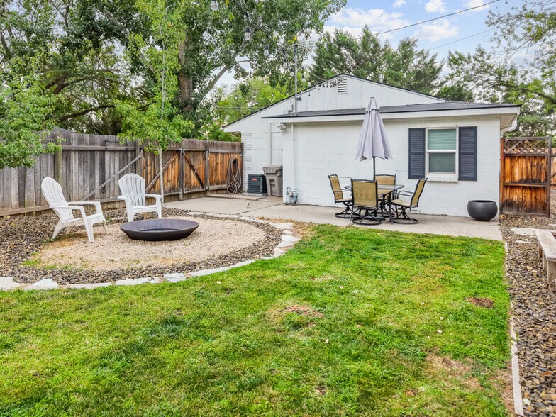 Building Photo - 4 Randall St