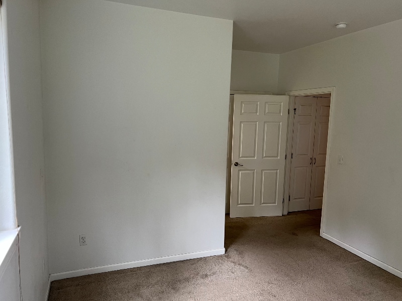 Building Photo - 6101 Lombard Cir