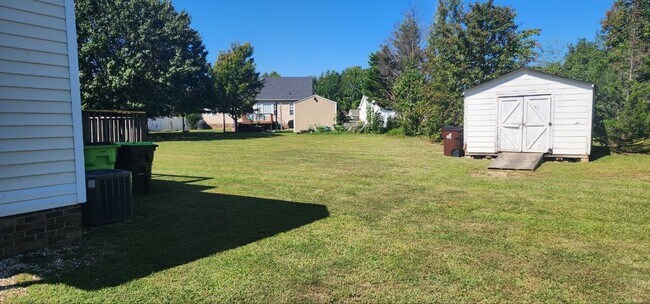 Building Photo - 420 Oak Dare Ln