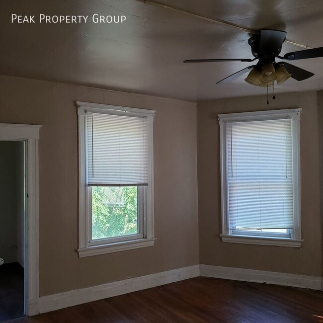 Building Photo - 2316 Rohs St