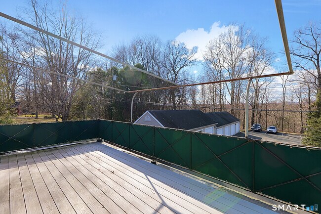 Building Photo - 44 Garden St