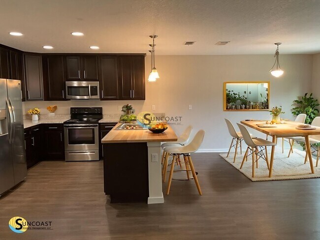 Building Photo - 7323 Richardson Rd