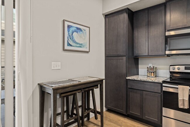 Building Photo - Beautiful Home in Garden City!