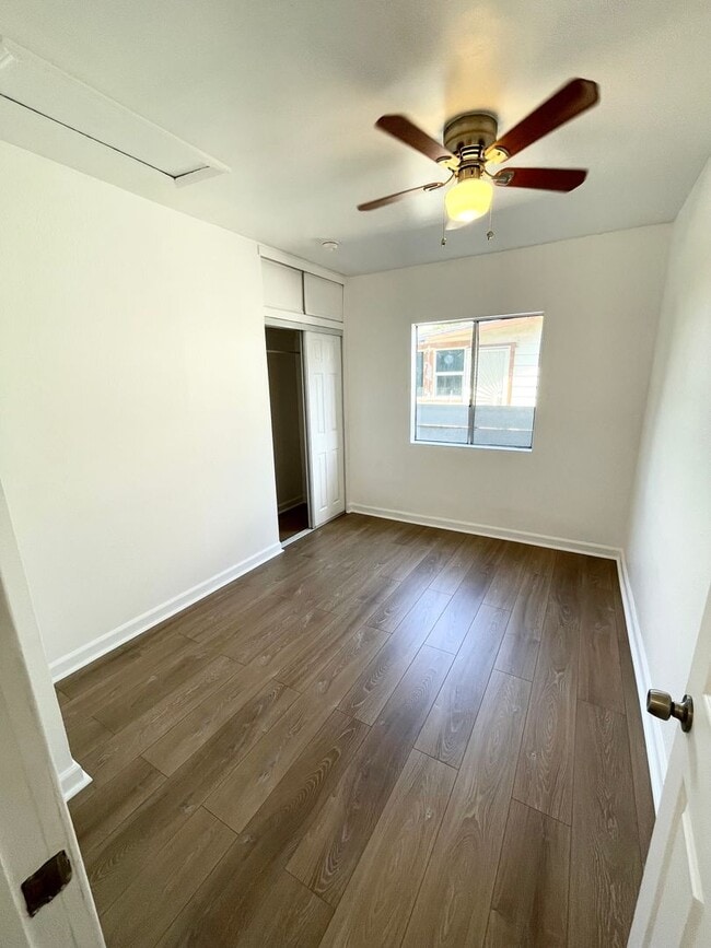 Building Photo - 3659 6th Ave