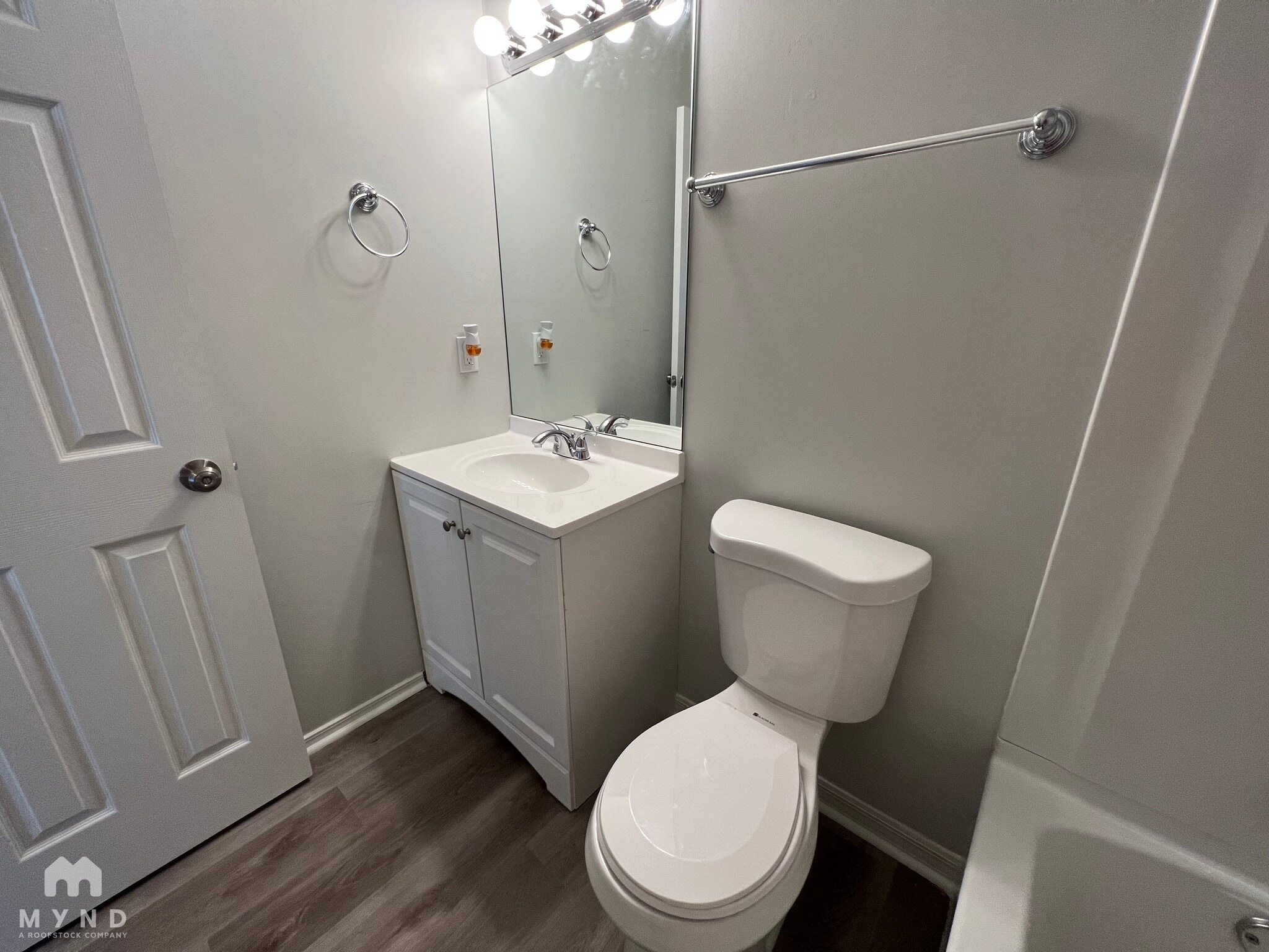 Building Photo - 10731 Appaloosa Dr