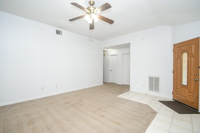 Building Photo - 8562 Laurel Trails Dr