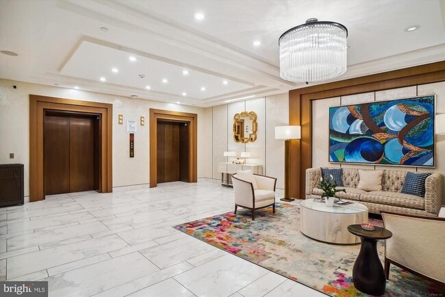 Building Photo - 930 Rose Ave