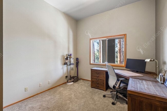 Building Photo - Unfurnished - 5BR - 3.5BA Forest Retreat in Northwest Bend