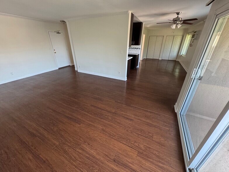 Building Photo - 1138 S Corning St