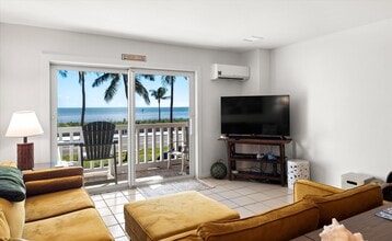 Building Photo - Beachside Living Made Easy – Furnished 2BR/1BA Available for 6 Months!
