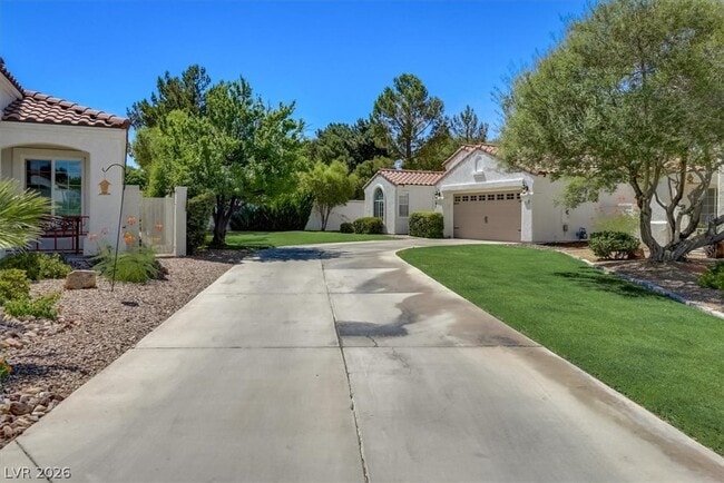 Building Photo - 1812 Stablegate Ave