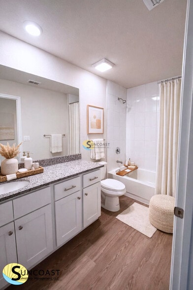 Building Photo - 397 Greenbriar Blvd