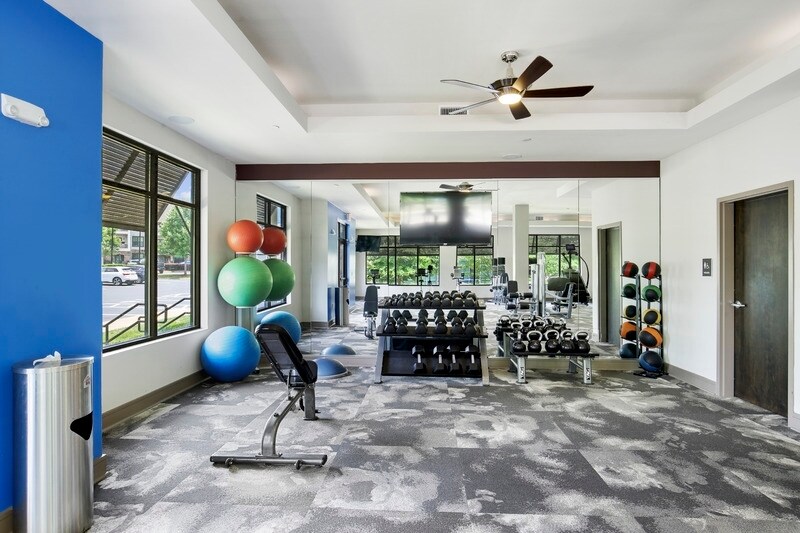 Interior Photo - Lantower Waverly