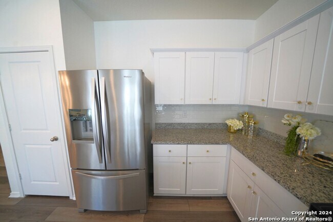 Building Photo - Charming Home Now Available in the Liberte...