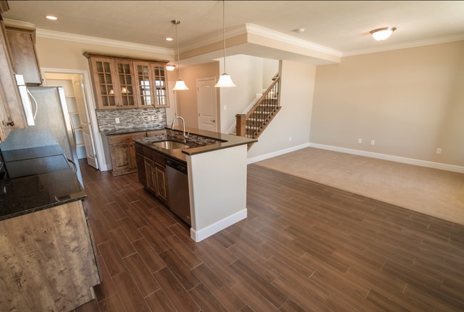 Building Photo - Italian Villages | 3-Bedroom Villa La Vigne (Unfinished Basement)