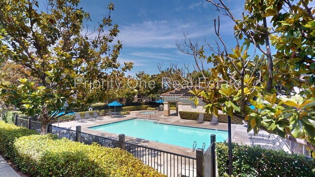 Building Photo - 10766 Sabre Hill Dr