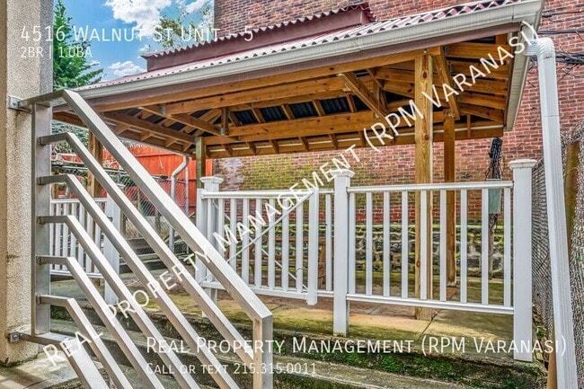 Building Photo - 4516 Walnut St