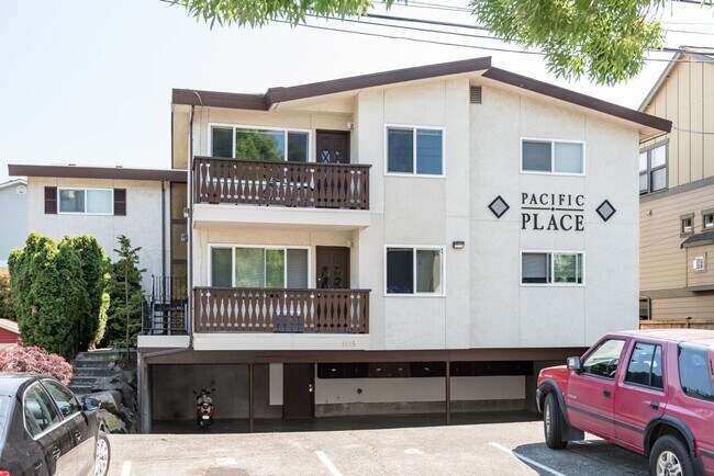 Building Photo - Pacific Place