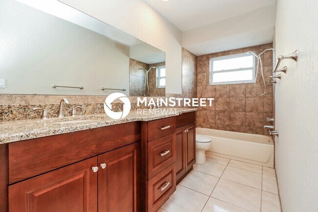 Building Photo - 3 Bedroom Pet-Friendly Home in Port Richey...