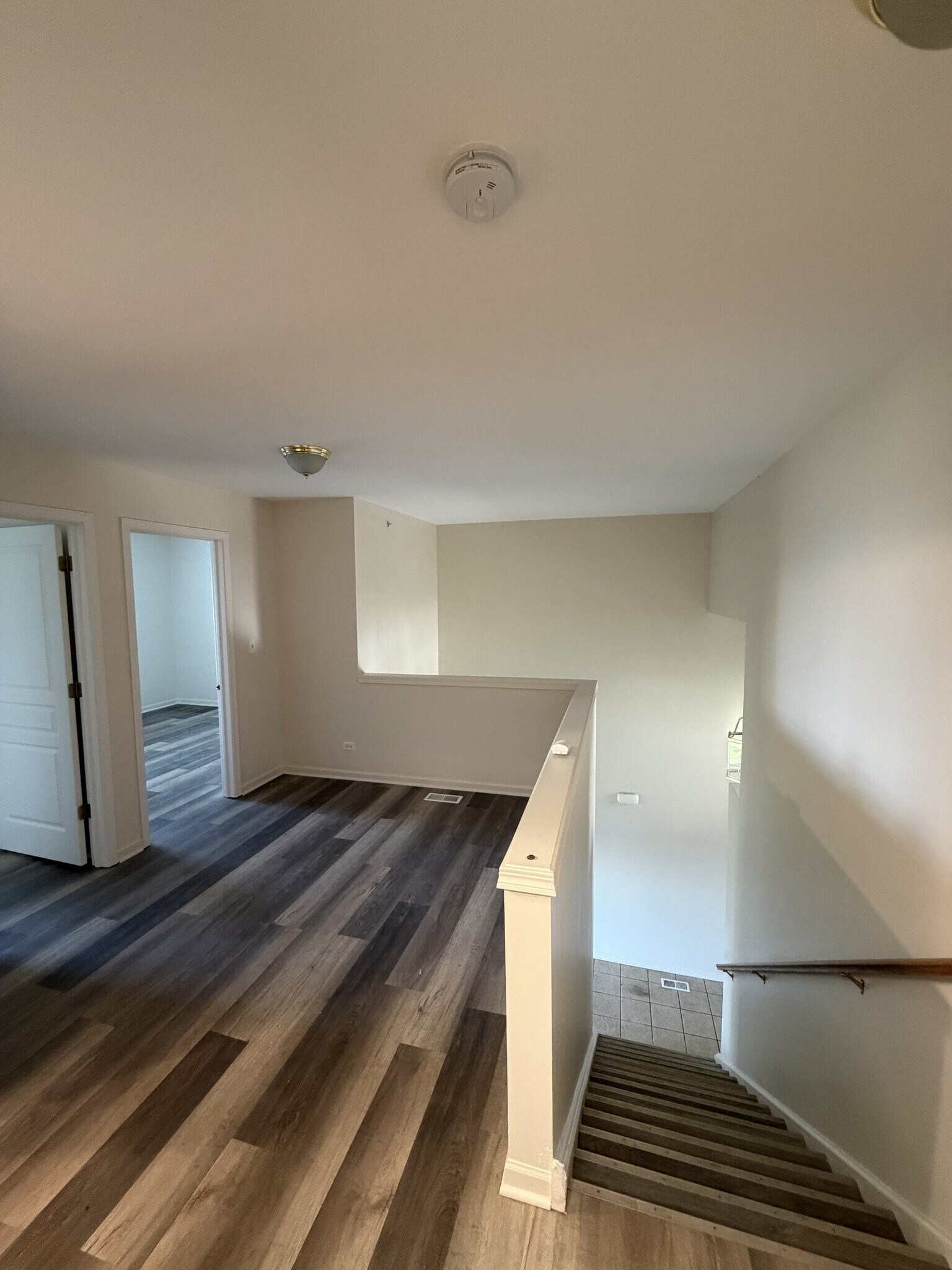 Building Photo - 1527 Yellowstone Dr