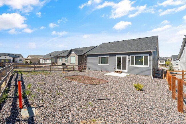 Building Photo - 3975 Ivy Hill Dr